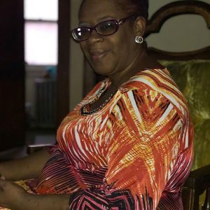 Meet your Posher, Evangela